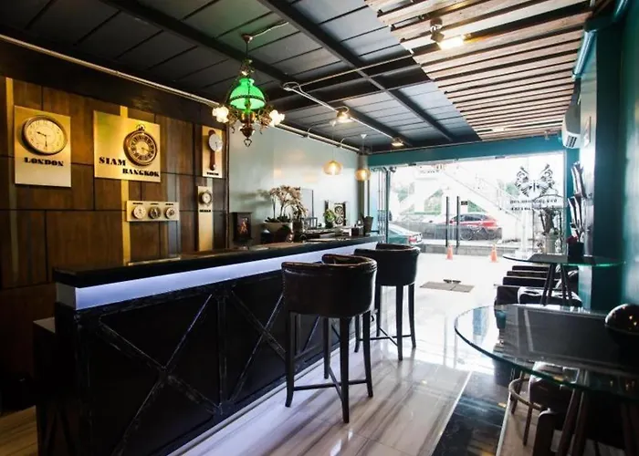 Phaphoom Boutique Hotel