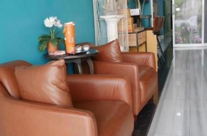 酒店 Phaphoom Boutique 3*