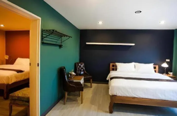 מלון Phaphoom Boutique 3*