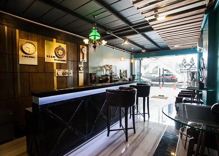 Phaphoom Boutique Hotel 3*